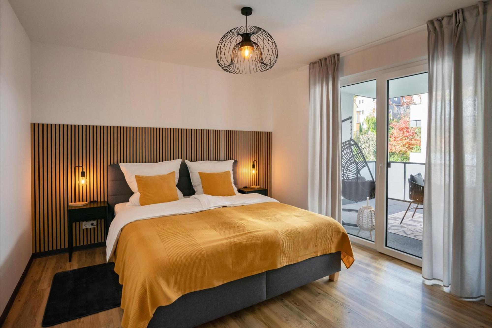 Reitz - Apartment I Zentrale Lage I Stellplatz I 55Qm I 2 Zimmer I Kueche I Bad I Terrasse Bad Hersfeld Exterior photo