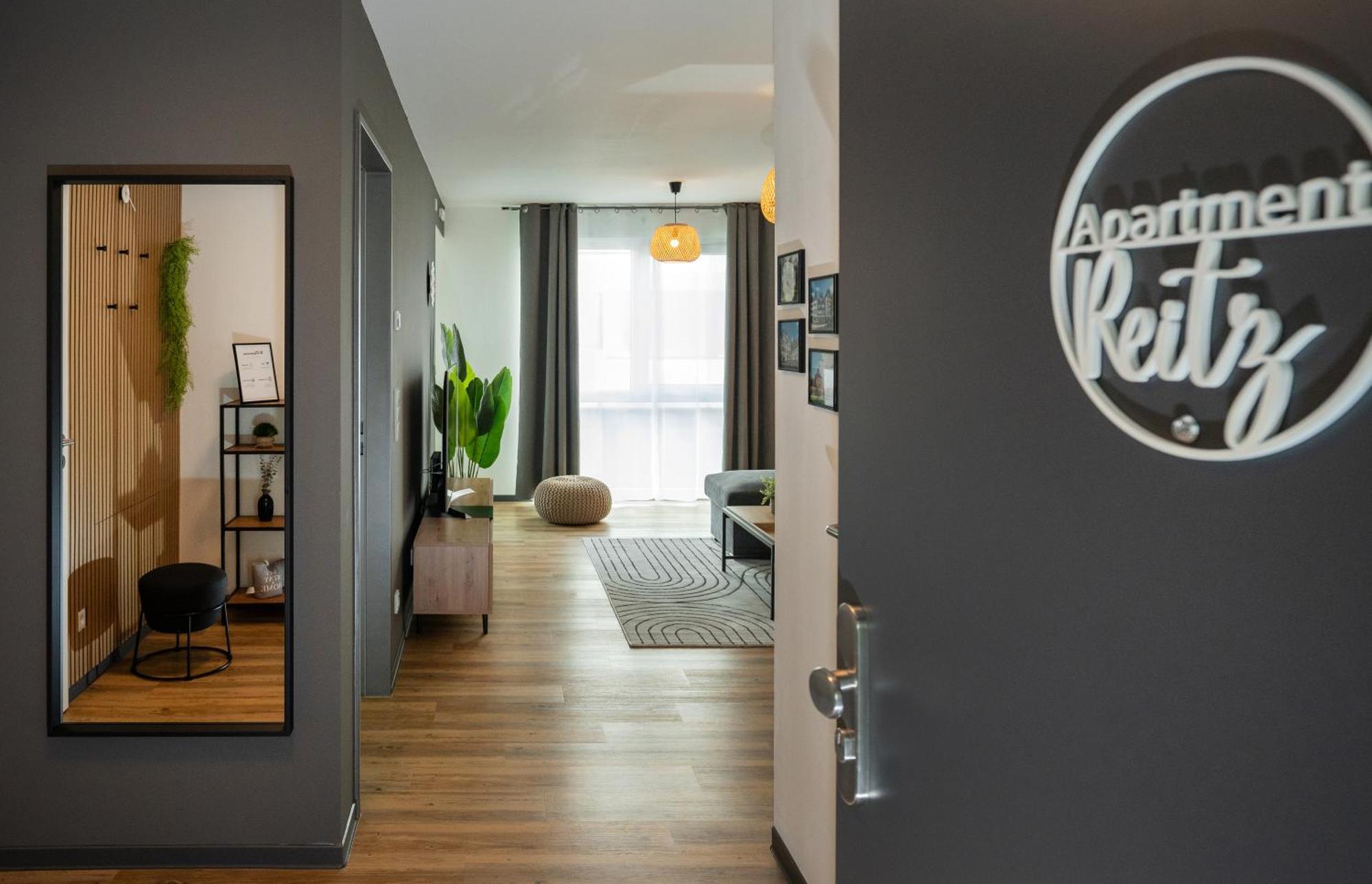 Reitz - Apartment I Zentrale Lage I Stellplatz I 55Qm I 2 Zimmer I Kueche I Bad I Terrasse Bad Hersfeld Exterior photo